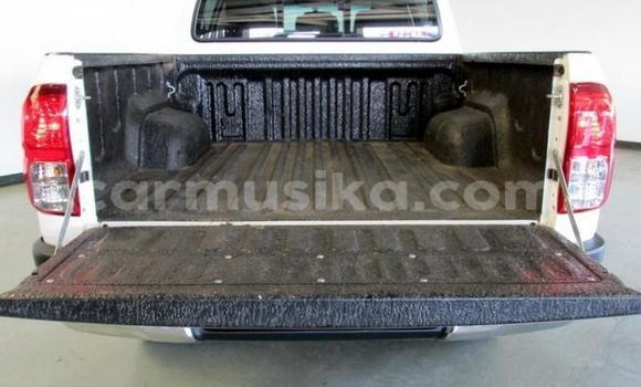 Acheter Occasion Voiture Toyota Hilux Blanc à Beitbridge, Matabeleland South Acheter Occasion Voiture Toyota Hilux Blanc à Beitbridge, Matabeleland South