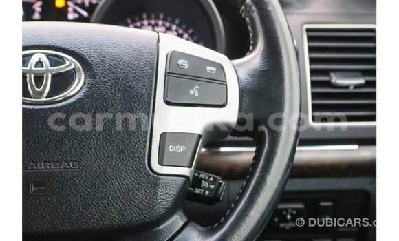 Tenga Imported Toyota Land Cruiser Chena Mota in Import - Dubai in Harare Tenga Imported Toyota Land Cruiser Chena Mota in Import - Dubai in Harare