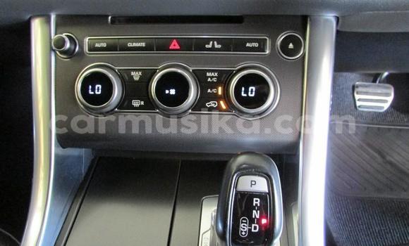 Acheter Occasion Voiture Land Rover Range Rover Blanc à Beitbridge, Matabeleland South Acheter Occasion Voiture Land Rover Range Rover Blanc à Beitbridge, Matabeleland South