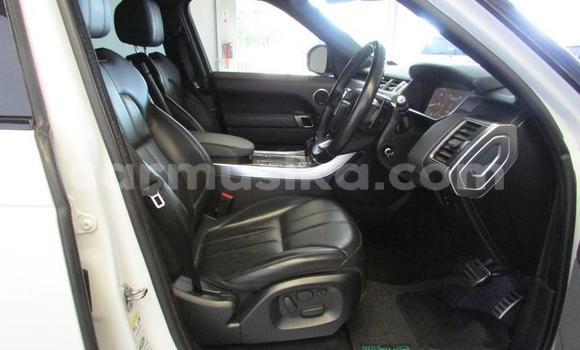 Acheter Occasion Voiture Land Rover Range Rover Blanc à Beitbridge, Matabeleland South Acheter Occasion Voiture Land Rover Range Rover Blanc à Beitbridge, Matabeleland South