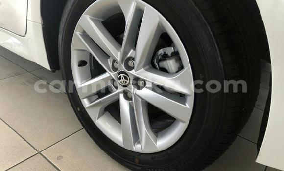 Acheter Occasion Voiture Toyota Yaris Blanc à Beitbridge, Matabeleland South Acheter Occasion Voiture Toyota Yaris Blanc à Beitbridge, Matabeleland South