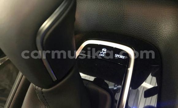 Acheter Occasion Voiture Toyota Yaris Blanc à Beitbridge, Matabeleland South Acheter Occasion Voiture Toyota Yaris Blanc à Beitbridge, Matabeleland South