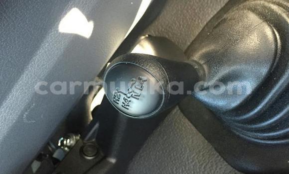 Acheter Occasion Voiture Toyota Land Cruiser Gris à Beitbridge, Matabeleland South Acheter Occasion Voiture Toyota Land Cruiser Gris à Beitbridge, Matabeleland South