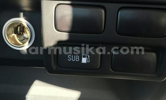 Acheter Occasion Voiture Toyota Land Cruiser Gris à Beitbridge, Matabeleland South Acheter Occasion Voiture Toyota Land Cruiser Gris à Beitbridge, Matabeleland South