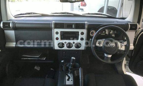 Acheter Occasion Voiture Toyota FJ Cruiser Gris à Beitbridge, Matabeleland South Acheter Occasion Voiture Toyota FJ Cruiser Gris à Beitbridge, Matabeleland South