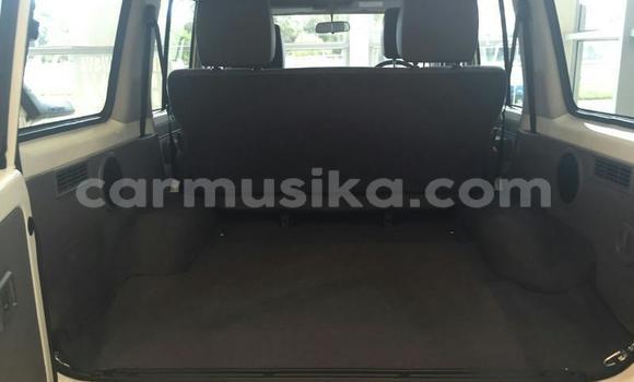 Acheter Occasion Voiture Toyota Land Cruiser Gris à Beitbridge, Matabeleland South Acheter Occasion Voiture Toyota Land Cruiser Gris à Beitbridge, Matabeleland South