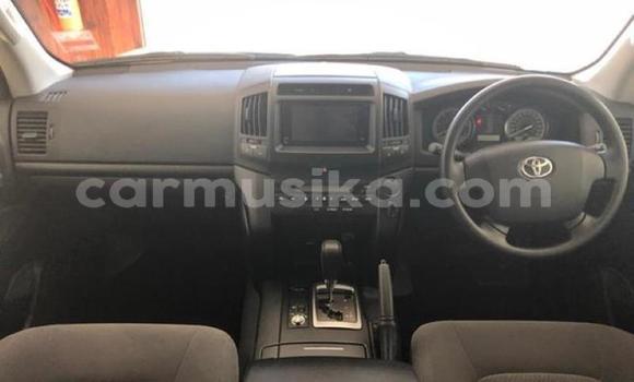 Acheter Occasion Voiture Toyota Land Cruiser Prado Blanc à Beitbridge, Matabeleland South Acheter Occasion Voiture Toyota Land Cruiser Prado Blanc à Beitbridge, Matabeleland South