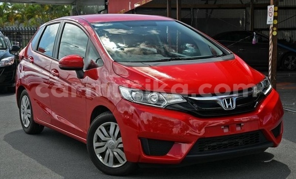 Tenga Tsaru Honda Jazz Tsvuku Mota in Harare in Harare Tenga Tsaru Honda Jazz Tsvuku Mota in Harare in Harare