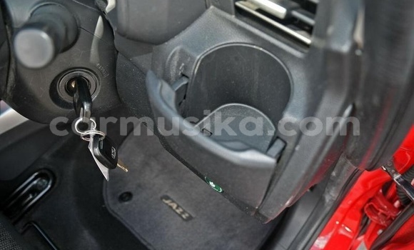 Tenga Tsaru Honda Jazz Tsvuku Mota in Harare in Harare Tenga Tsaru Honda Jazz Tsvuku Mota in Harare in Harare