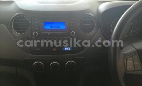 Tenga Tsaru Hyundai i10 Chena Mota in Beitbridge in Matabeleland South Tenga Tsaru Hyundai i10 Chena Mota in Beitbridge in Matabeleland South