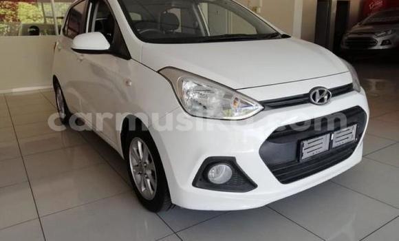 Tenga Tsaru Hyundai i10 Chena Mota in Beitbridge in Matabeleland South Tenga Tsaru Hyundai i10 Chena Mota in Beitbridge in Matabeleland South