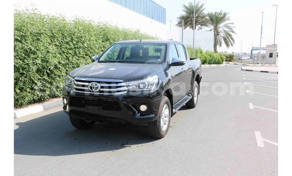 Acheter Import Voiture Toyota Hilux Noir à Import - Dubai, Harare Acheter Import Voiture Toyota Hilux Noir à Import - Dubai, Harare