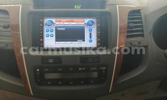 Acheter Occasion Voiture Toyota Fortuner Gris à Beitbridge, Matabeleland South Acheter Occasion Voiture Toyota Fortuner Gris à Beitbridge, Matabeleland South