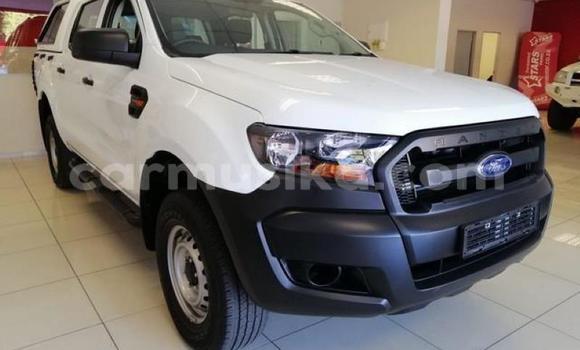 Nunua Ilio tumika Ford Ranger Nyeupe Gari ndani ya Beitbridge nchini Matabeleland Kusini Nunua Ilio tumika Ford Ranger Nyeupe Gari ndani ya Beitbridge nchini Matabeleland Kusini