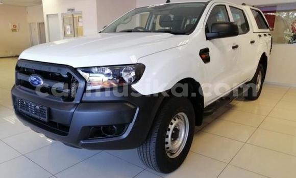 Nunua Ilio tumika Ford Ranger Nyeupe Gari ndani ya Beitbridge nchini Matabeleland Kusini Nunua Ilio tumika Ford Ranger Nyeupe Gari ndani ya Beitbridge nchini Matabeleland Kusini