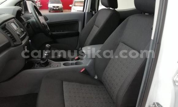 Buy Used Ford Ranger White Car in Beitbridge in Matabeleland South Buy Used Ford Ranger White Car in Beitbridge in Matabeleland South