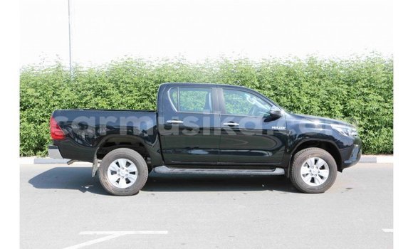 Acheter Import Voiture Toyota Hilux Noir à Import - Dubai, Harare Acheter Import Voiture Toyota Hilux Noir à Import - Dubai, Harare