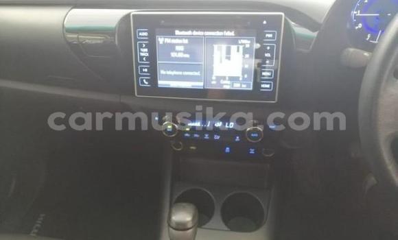 Acheter Occasion Voiture Toyota Hilux Blanc à Beitbridge, Matabeleland South Acheter Occasion Voiture Toyota Hilux Blanc à Beitbridge, Matabeleland South