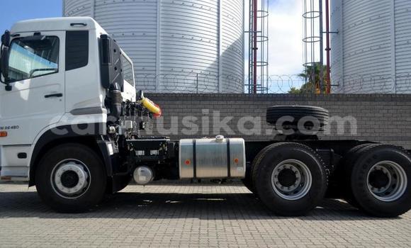 Tenga Tsaru Nissan UD Chena Rori in Beitbridge in Matabeleland South Tenga Tsaru Nissan UD Chena Rori in Beitbridge in Matabeleland South