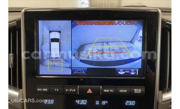 Nunua Imported Toyota Land Cruiser Nyeupe Gari ndani ya Import - Dubai nchini Harare Nunua Imported Toyota Land Cruiser Nyeupe Gari ndani ya Import - Dubai nchini Harare