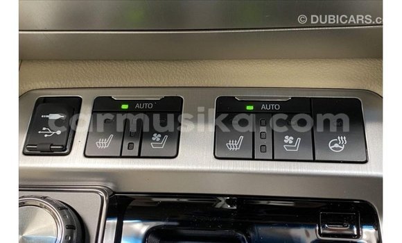 Nunua Imported Toyota Land Cruiser Nyeupe Gari ndani ya Import - Dubai nchini Harare Nunua Imported Toyota Land Cruiser Nyeupe Gari ndani ya Import - Dubai nchini Harare