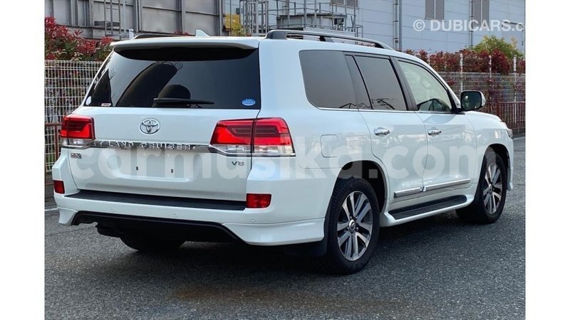 Big with watermark toyota land cruiser harare import dubai 13918