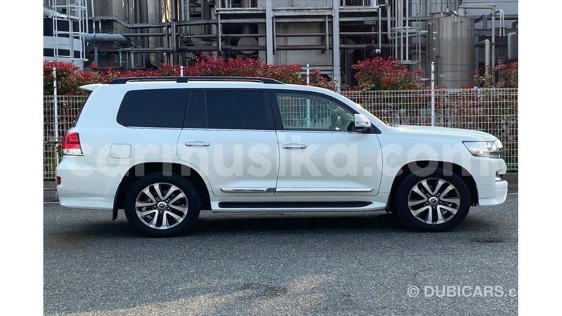 Big with watermark toyota land cruiser harare import dubai 13918