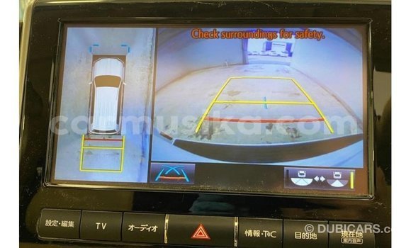 Tenga Imported Toyota Land Cruiser Chena Mota in Import - Dubai in Harare Tenga Imported Toyota Land Cruiser Chena Mota in Import - Dubai in Harare