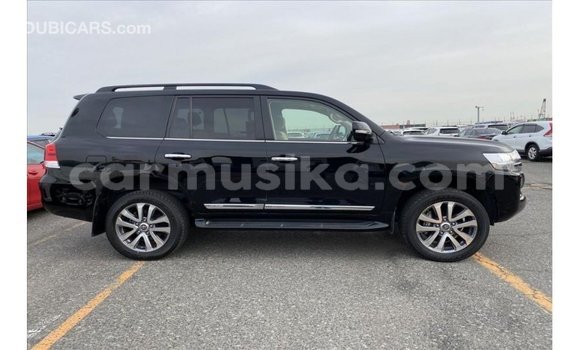 Nunua Imported Toyota Land Cruiser Nyeusi Gari ndani ya Import - Dubai nchini Harare Nunua Imported Toyota Land Cruiser Nyeusi Gari ndani ya Import - Dubai nchini Harare