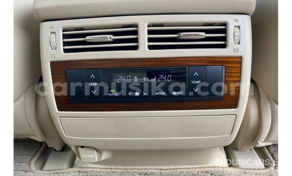 Tenga Imported Toyota Land Cruiser Tsvuku Mota in Import - Dubai in Harare Tenga Imported Toyota Land Cruiser Tsvuku Mota in Import - Dubai in Harare