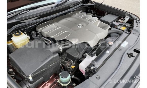 Tenga Imported Toyota Land Cruiser Tsvuku Mota in Import - Dubai in Harare Tenga Imported Toyota Land Cruiser Tsvuku Mota in Import - Dubai in Harare