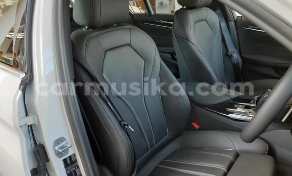 Acheter Occasion Voiture BMW 3–Series Blanc à Beitbridge, Matabeleland South Acheter Occasion Voiture BMW 3–Series Blanc à Beitbridge, Matabeleland South