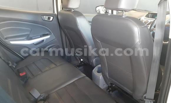 Acheter Occasion Voiture Ford EcoSport Blanc à Beitbridge, Matabeleland South Acheter Occasion Voiture Ford EcoSport Blanc à Beitbridge, Matabeleland South