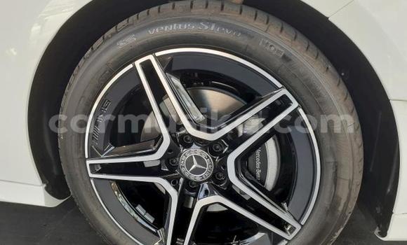 Acheter Occasion Voiture Mercedes‒Benz C–Class Blanc à Beitbridge, Matabeleland South Acheter Occasion Voiture Mercedes‒Benz C–Class Blanc à Beitbridge, Matabeleland South