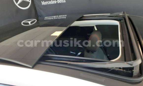 Acheter Occasion Voiture Mercedes‒Benz C–Class Blanc à Beitbridge, Matabeleland South Acheter Occasion Voiture Mercedes‒Benz C–Class Blanc à Beitbridge, Matabeleland South
