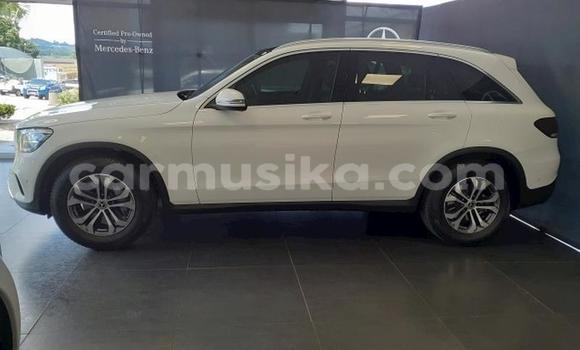 Acheter Occasion Voiture Mercedes‒Benz GLC Blanc à Beitbridge, Matabeleland South Acheter Occasion Voiture Mercedes‒Benz GLC Blanc à Beitbridge, Matabeleland South