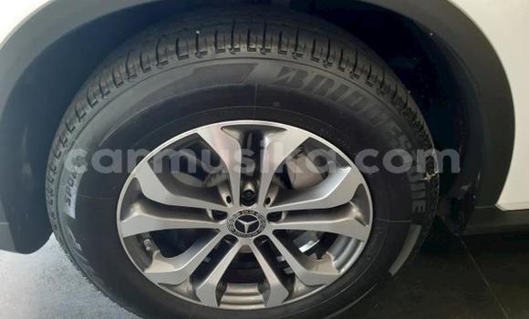 Acheter Occasion Voiture Mercedes‒Benz GLC Blanc à Beitbridge, Matabeleland South Acheter Occasion Voiture Mercedes‒Benz GLC Blanc à Beitbridge, Matabeleland South