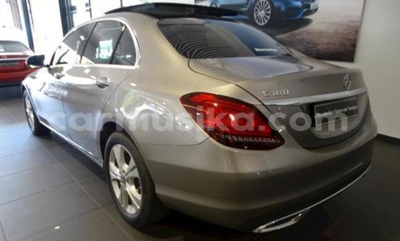 Tenga Tsaru Mercedes‒Benz C–Class Sirivha Mota in Beitbridge in Matabeleland South Tenga Tsaru Mercedes‒Benz C–Class Sirivha Mota in Beitbridge in Matabeleland South