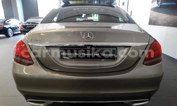 Tenga Tsaru Mercedes‒Benz C–Class Sirivha Mota in Beitbridge in Matabeleland South Tenga Tsaru Mercedes‒Benz C–Class Sirivha Mota in Beitbridge in Matabeleland South