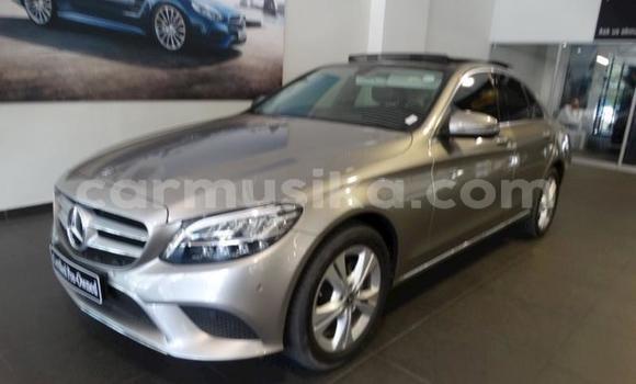 Tenga Tsaru Mercedes‒Benz C–Class Sirivha Mota in Beitbridge in Matabeleland South Tenga Tsaru Mercedes‒Benz C–Class Sirivha Mota in Beitbridge in Matabeleland South