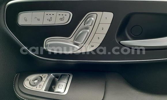 Tenga Tsaru Mercedes‒Benz Vito Chena Mota in Beitbridge in Matabeleland South Tenga Tsaru Mercedes‒Benz Vito Chena Mota in Beitbridge in Matabeleland South