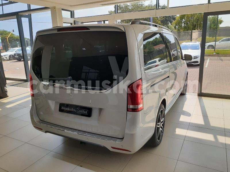 Big with watermark mercedes benz vito matabeleland south beitbridge 13934