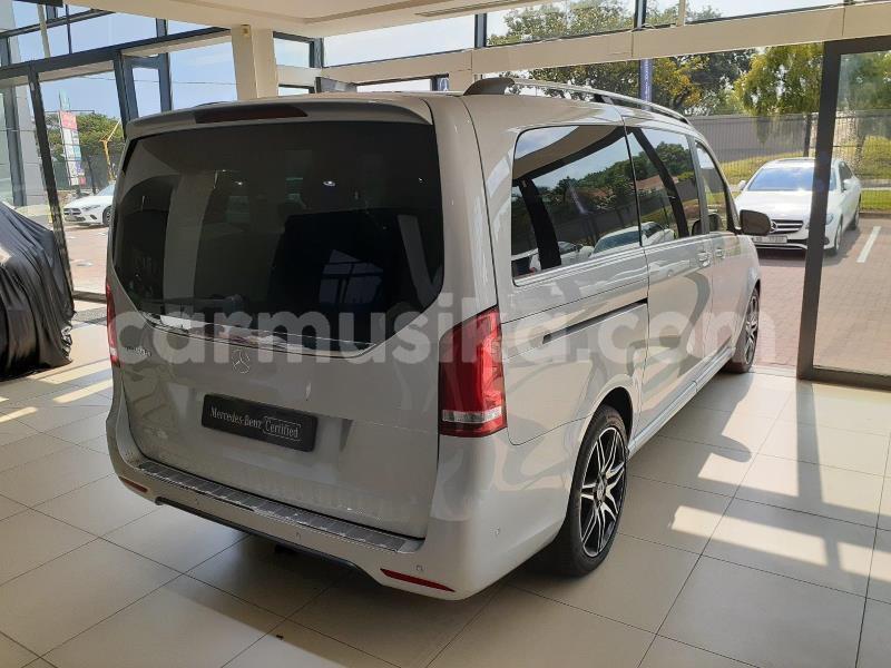 Big with watermark mercedes benz vito matabeleland south beitbridge 13934