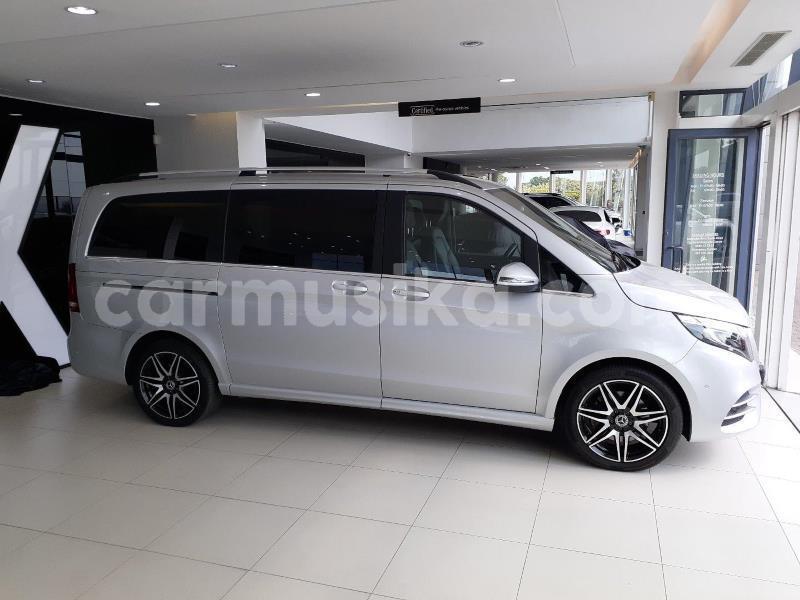 Big with watermark mercedes benz vito matabeleland south beitbridge 13934