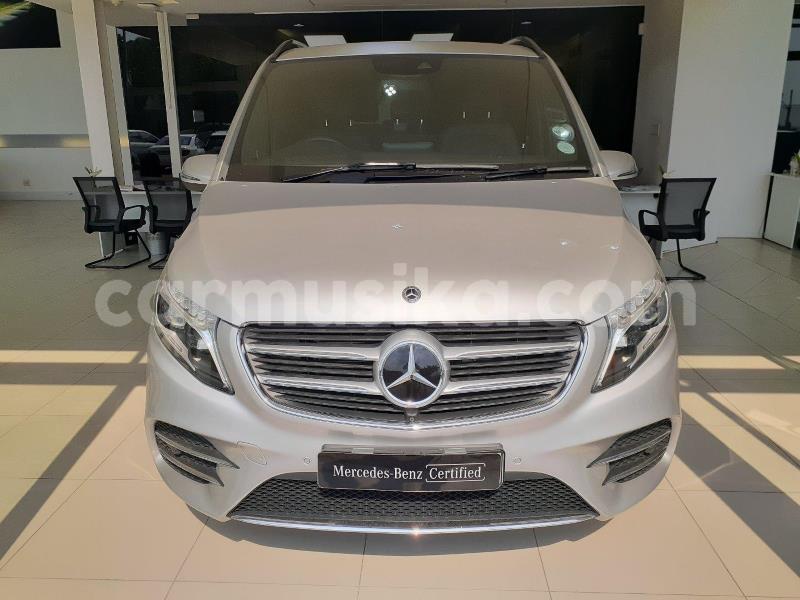 Big with watermark mercedes benz vito matabeleland south beitbridge 13934