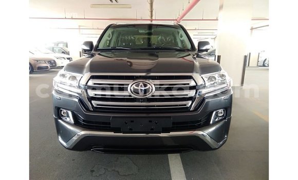Tenga Imported Toyota Land Cruiser Zvimwe Mota in Import - Dubai in Harare Tenga Imported Toyota Land Cruiser Zvimwe Mota in Import - Dubai in Harare
