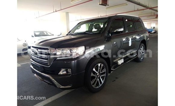 Tenga Imported Toyota Land Cruiser Zvimwe Mota in Import - Dubai in Harare Tenga Imported Toyota Land Cruiser Zvimwe Mota in Import - Dubai in Harare
