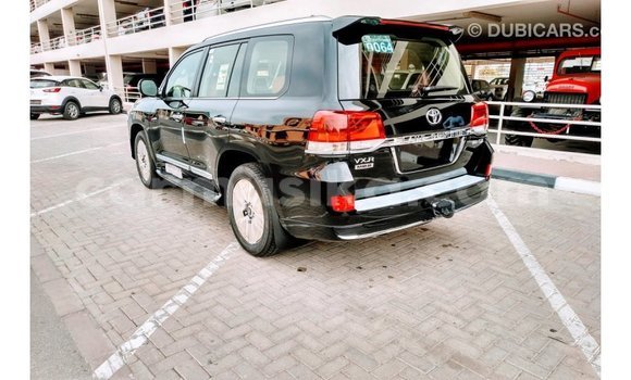 Buy Import Toyota Land Cruiser Black Car in Import - Dubai in Harare Buy Import Toyota Land Cruiser Black Car in Import - Dubai in Harare