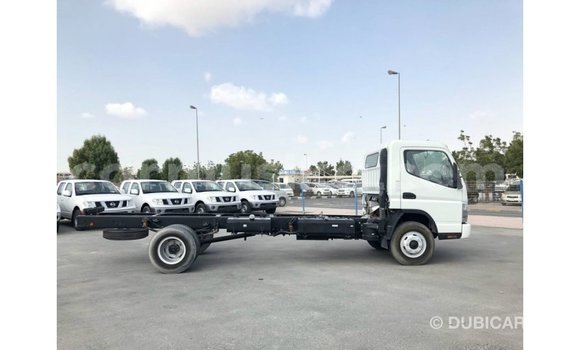 Buy Import Mitsubishi Canter White Truck in Import - Dubai in Harare Buy Import Mitsubishi Canter White Truck in Import - Dubai in Harare