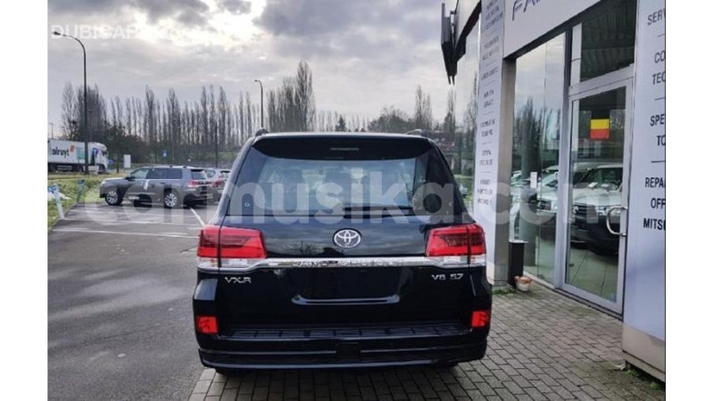 Big with watermark toyota land cruiser harare import dubai 13951